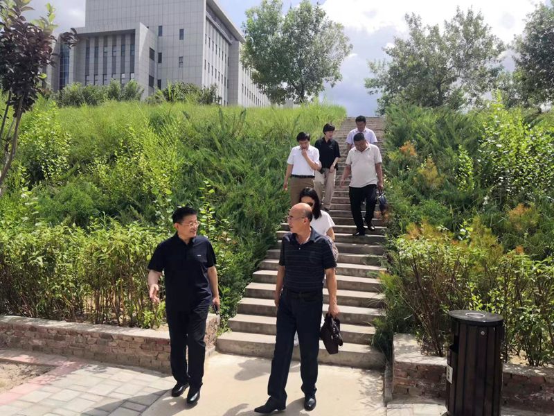 2022年7月，自治區(qū)藥監(jiān)局副局長(zhǎng)呼格吉胡到赤峰源生公司調(diào)研